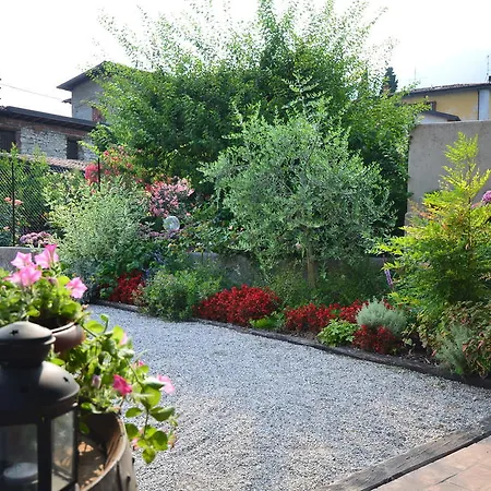 Frühstückspension A Casa Di Minola 4*